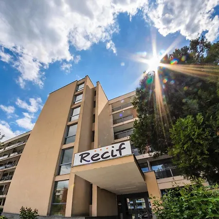 Hotel Recif 3*